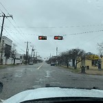 Traffic Signals at 2702 Chestnut Ave