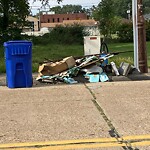 Litter/Illegal Dumping at 622 40 Th St