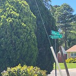 Street Obstructions at 115 Kingsbury Dr